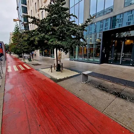 18th Flr Gem Views & Luxury *