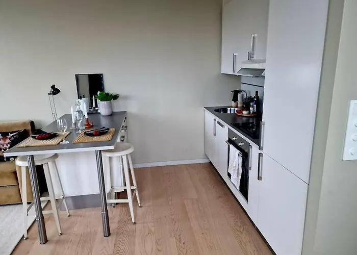 Daire 18th Flr Gem Views & Luxury *