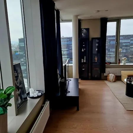 Lägenhet 18th Flr Gem Views & Luxury