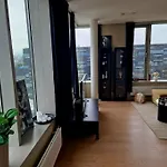 Apartament 18th Flr Gem Views & Luxury